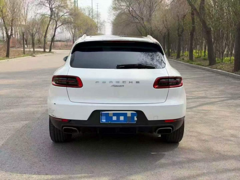 东营18年保时捷Macan8