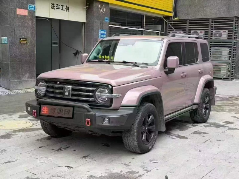 重庆23年长城汽车坦克3