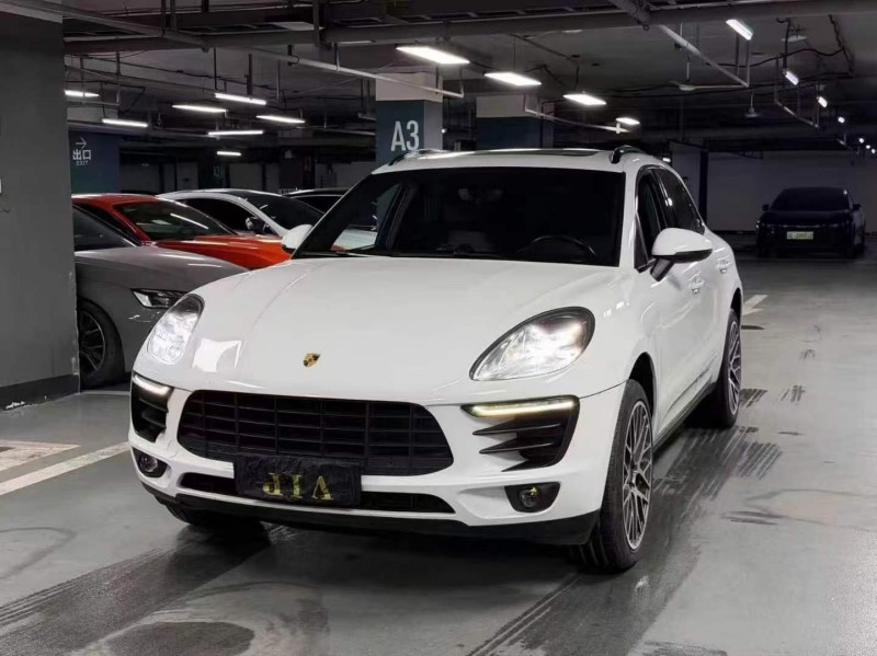 荊州15年保時捷Macan3