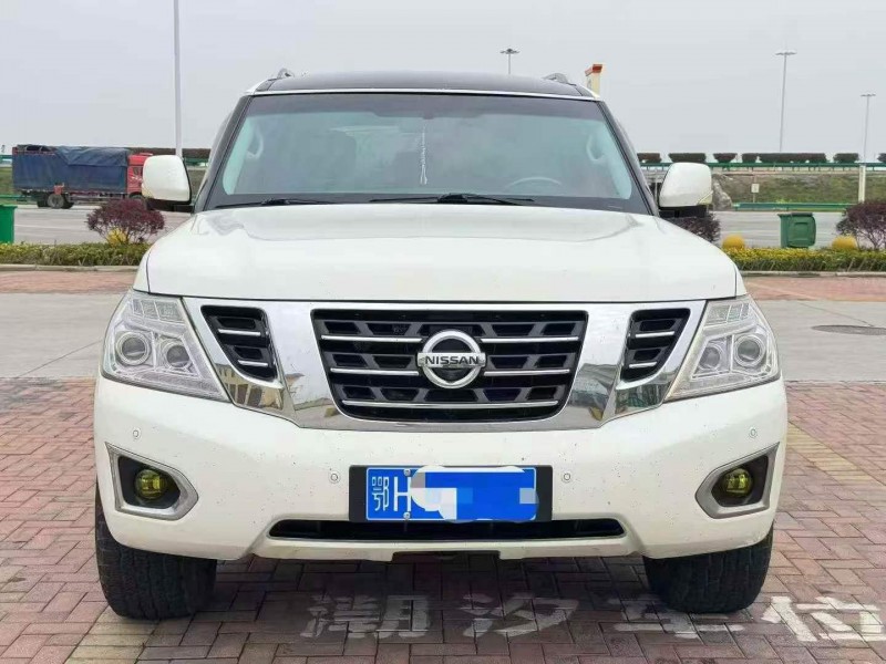 邵阳19年日产途乐1