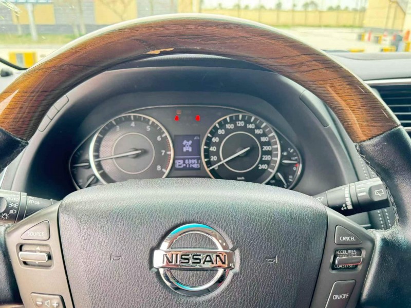 邵阳19年日产途乐8