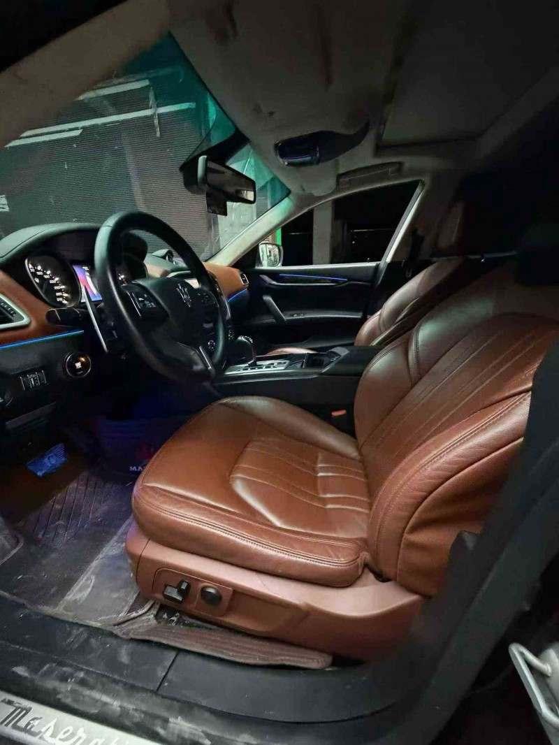 毕节15年玛莎拉蒂Ghibli4