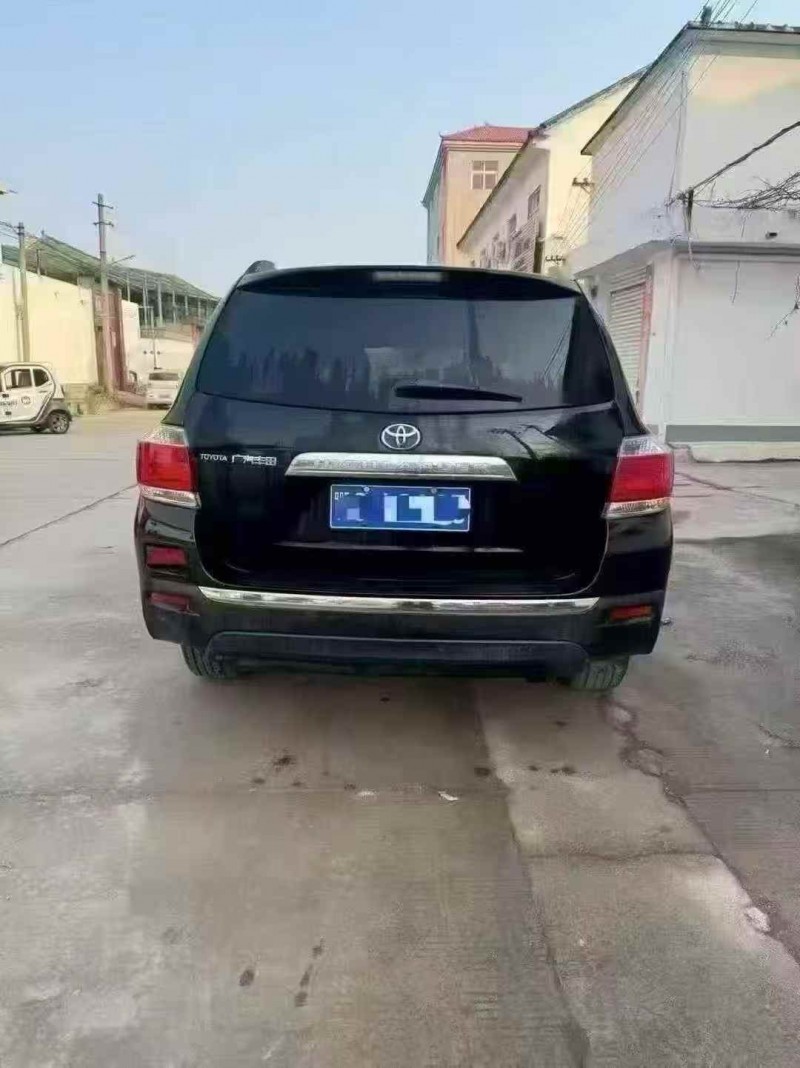 焦作14年丰田汉兰达8