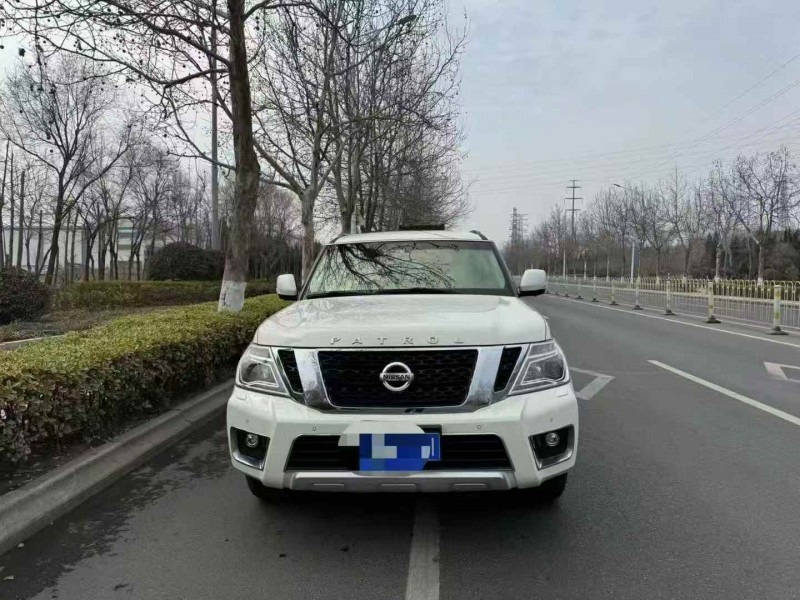 东营17年日产途乐1