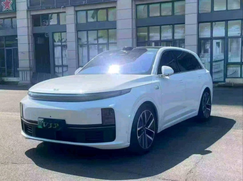 三明24年理想L73