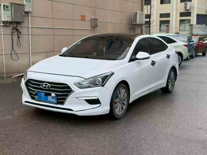 湖州18年现代名图3