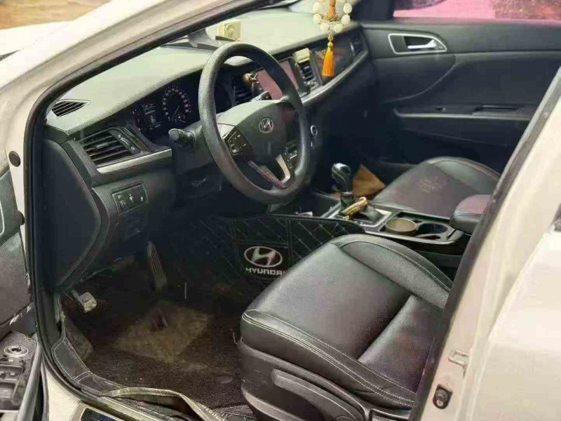 湖州18年现代名图5