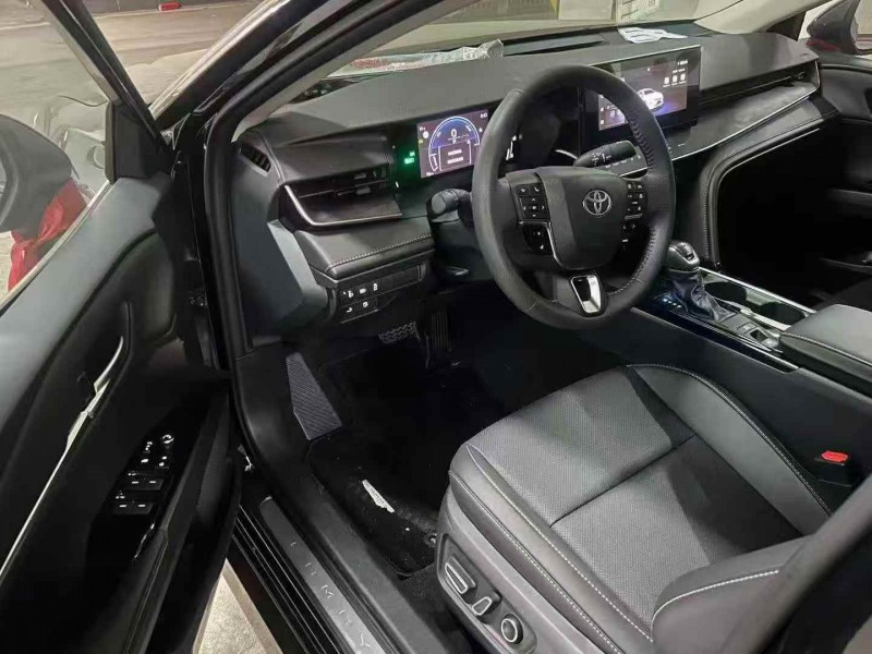 長沙25年豐田凱美瑞4