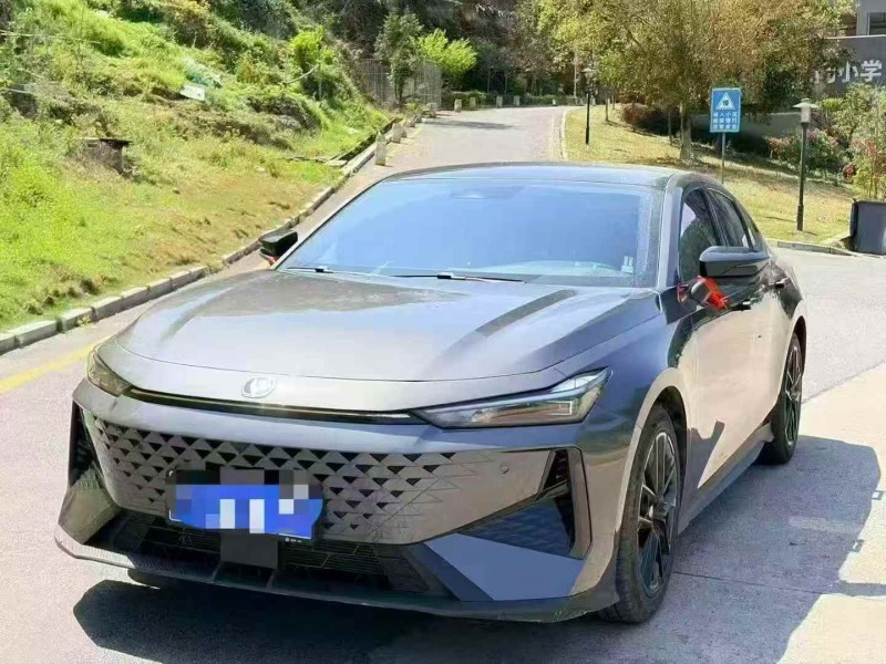 泉州25年長安汽車UNI3