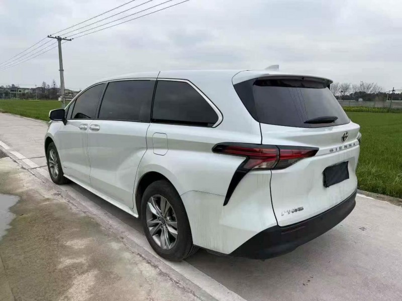 嘉興25年豐田塞納7