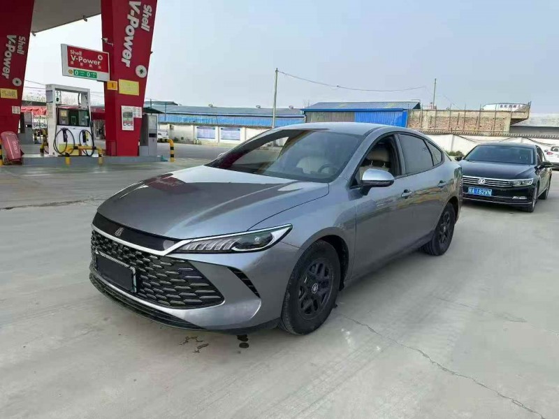 平顶山25年比亚迪秦3