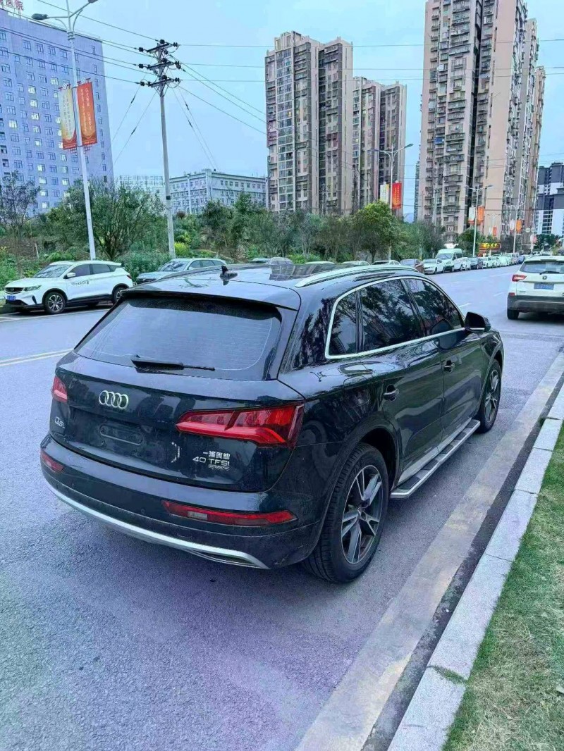 广元20年奥迪Q59