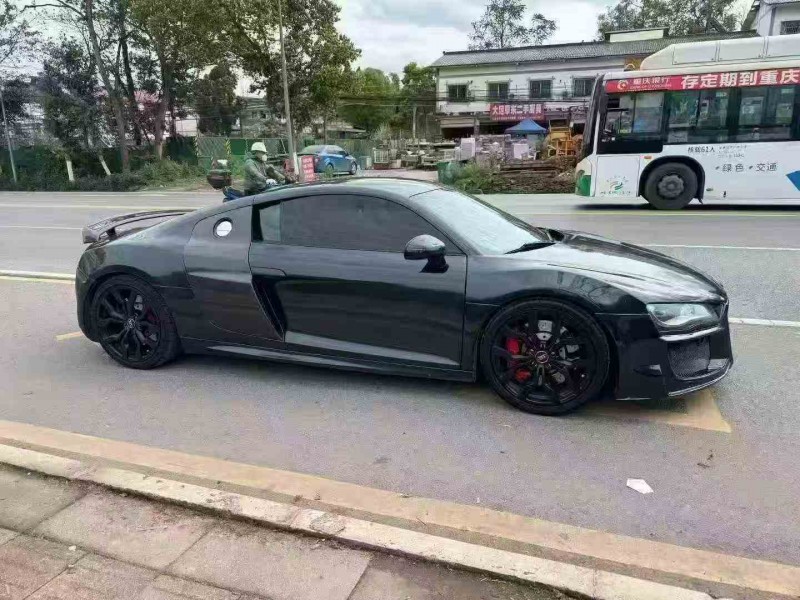 重庆17年奥迪R82