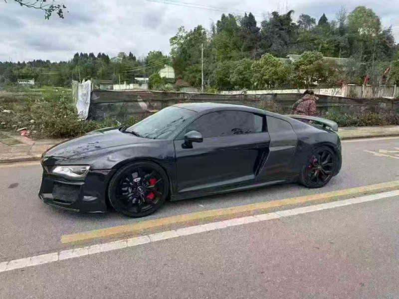 重庆17年奥迪R83