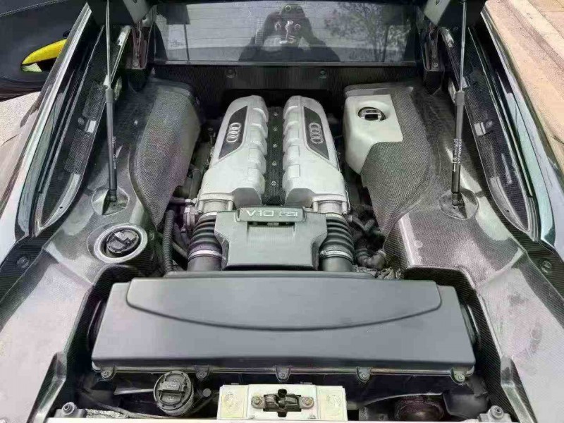 重庆17年奥迪R84