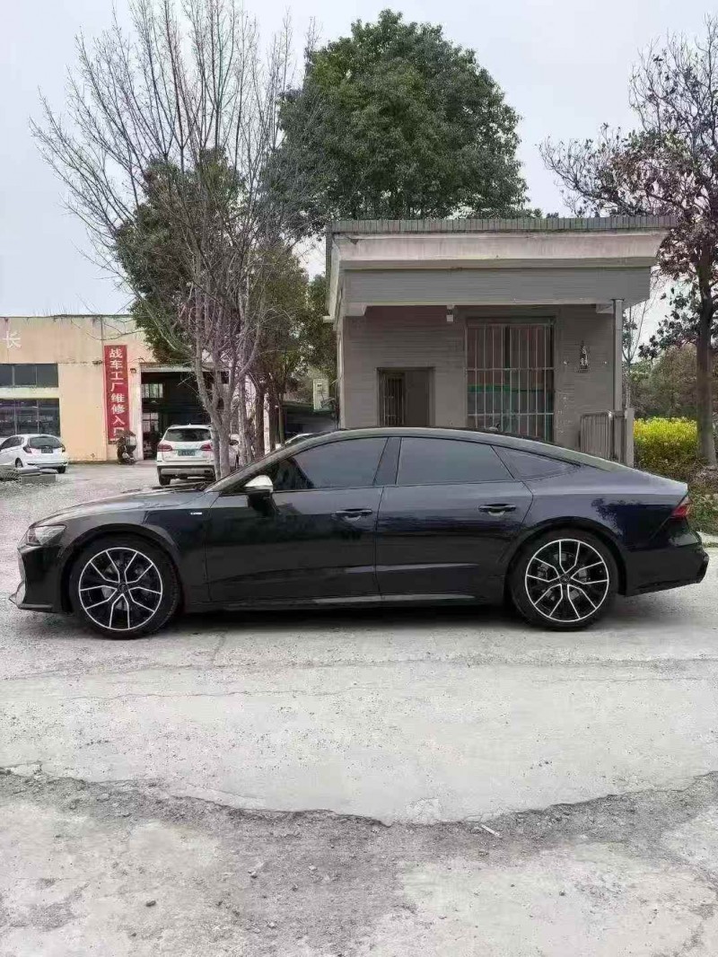 承德21年奥迪A7L8