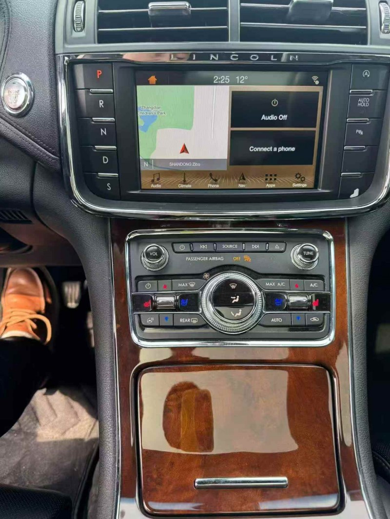 烟台17年林肯大陆6
