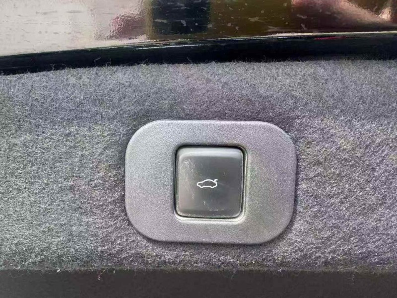 烟台17年林肯大陆7