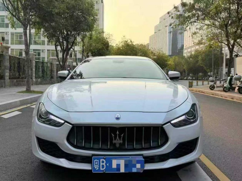 汕头19年玛莎拉蒂Ghibli1