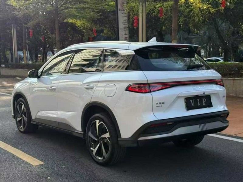 中山25年比亚迪海狮9