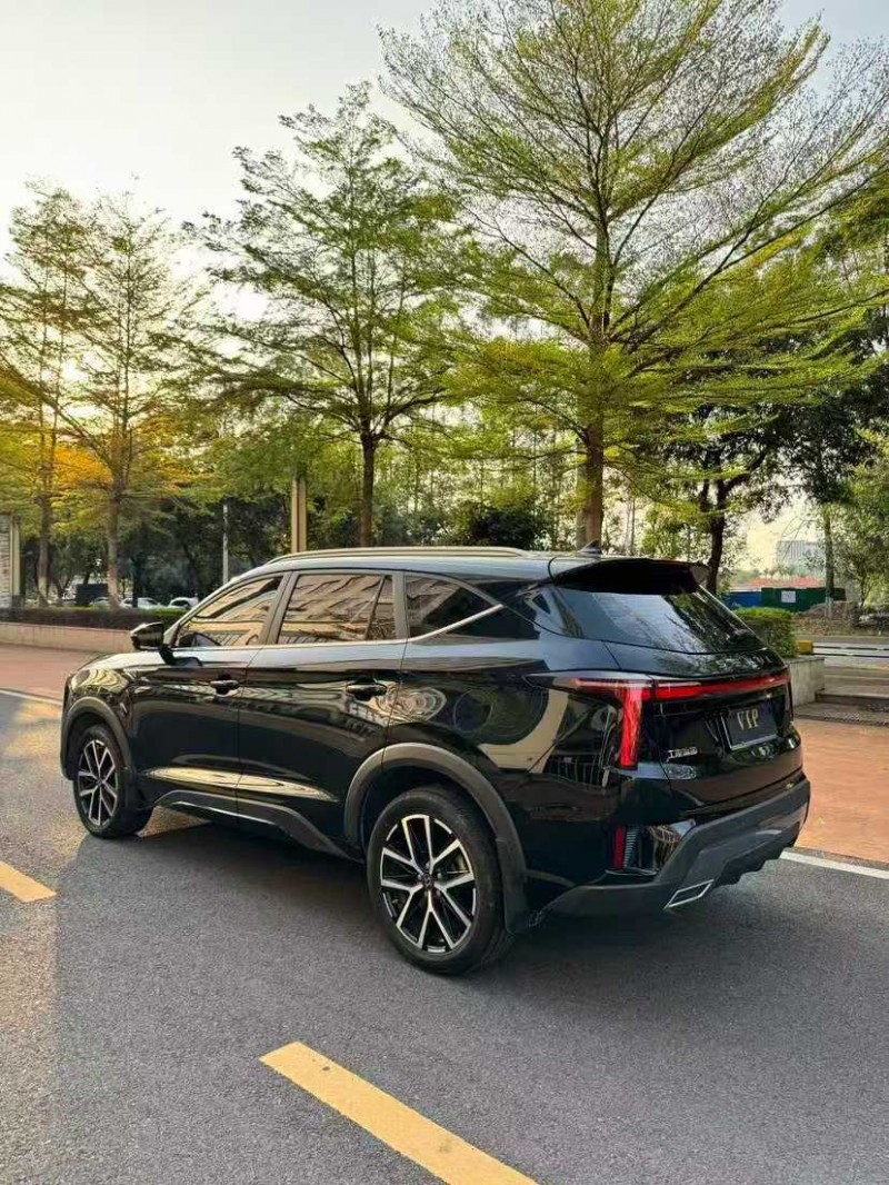 佛山23年江淮思皓9