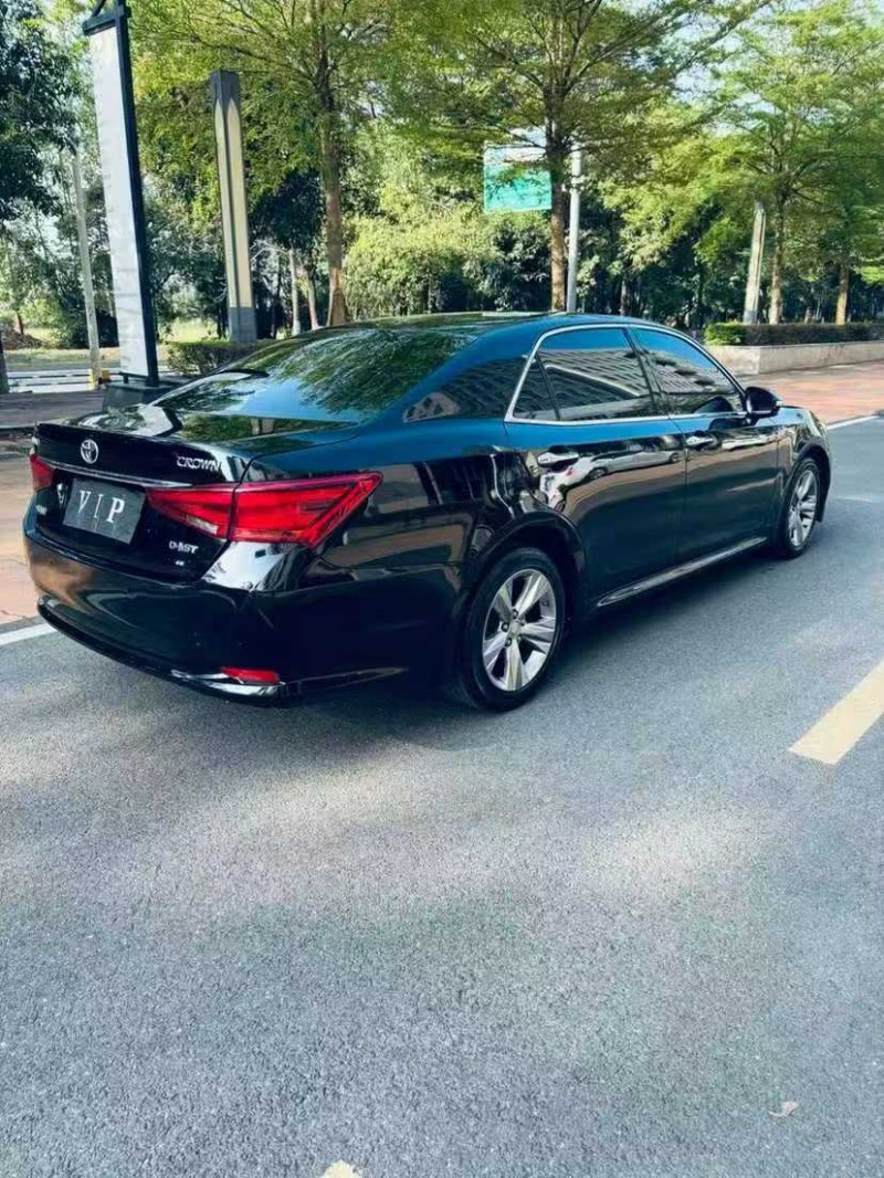 云浮16年丰田皇冠6