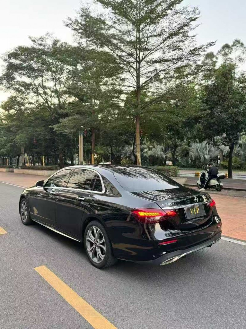 清遠21年奔馳E8