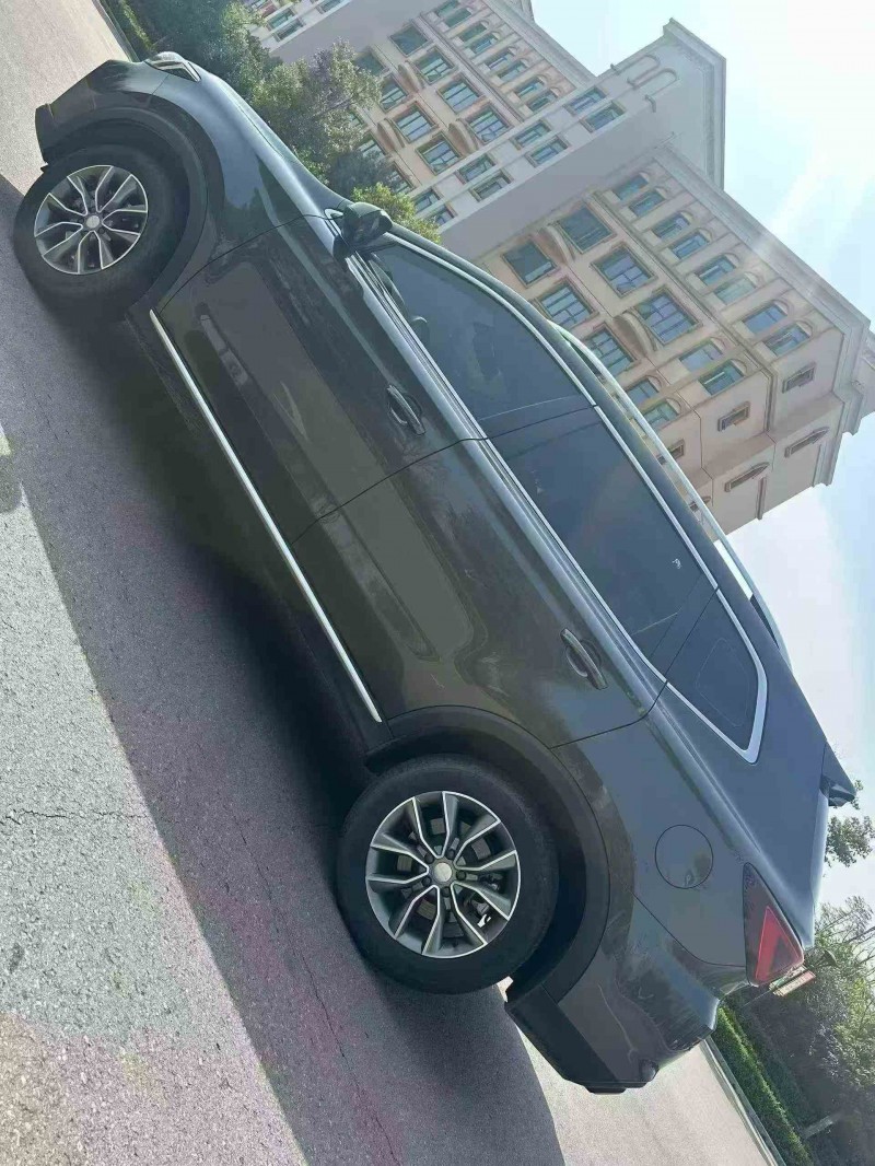 遂宁23年荣威RX57