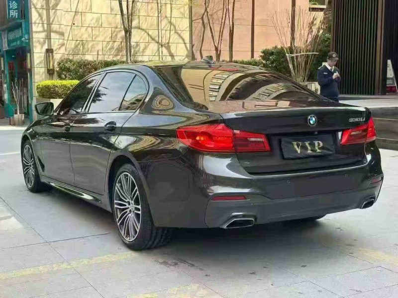 重庆19年宝马5系7