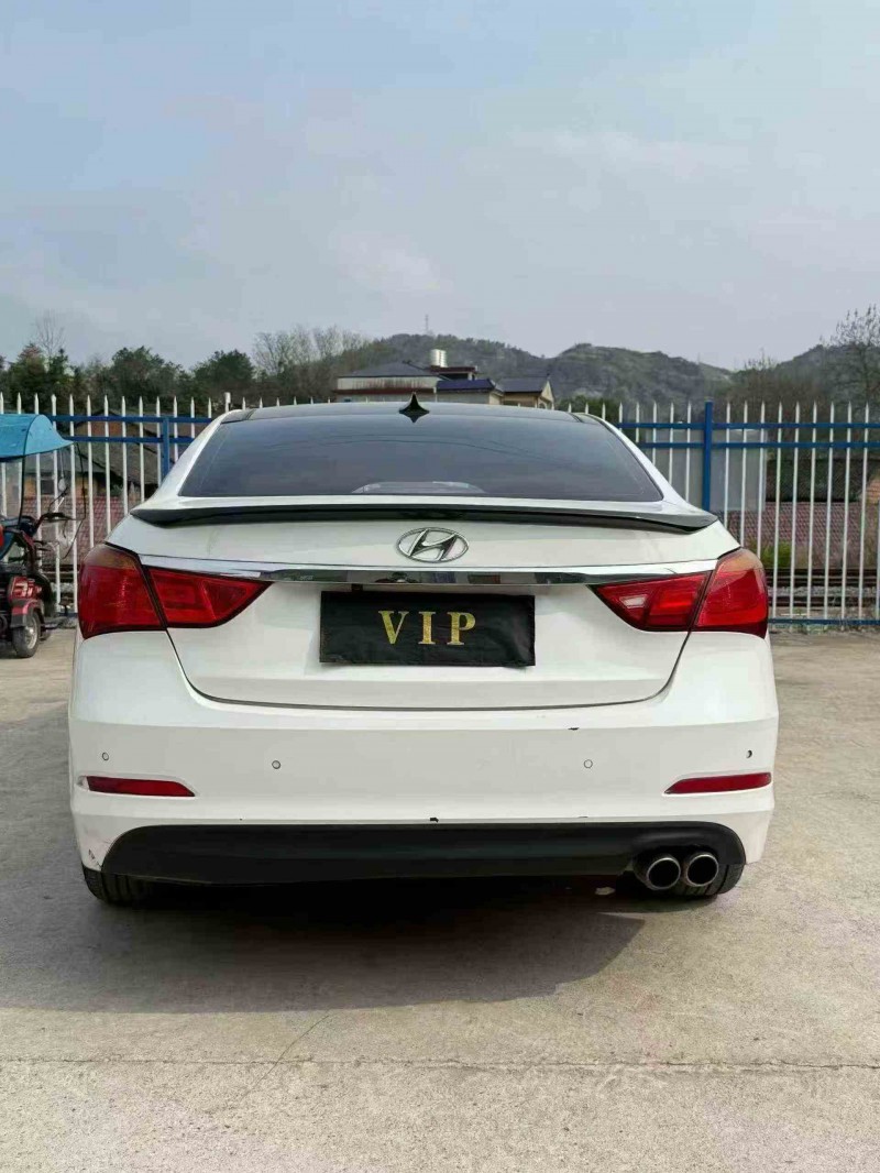 岳阳15年现代名图8