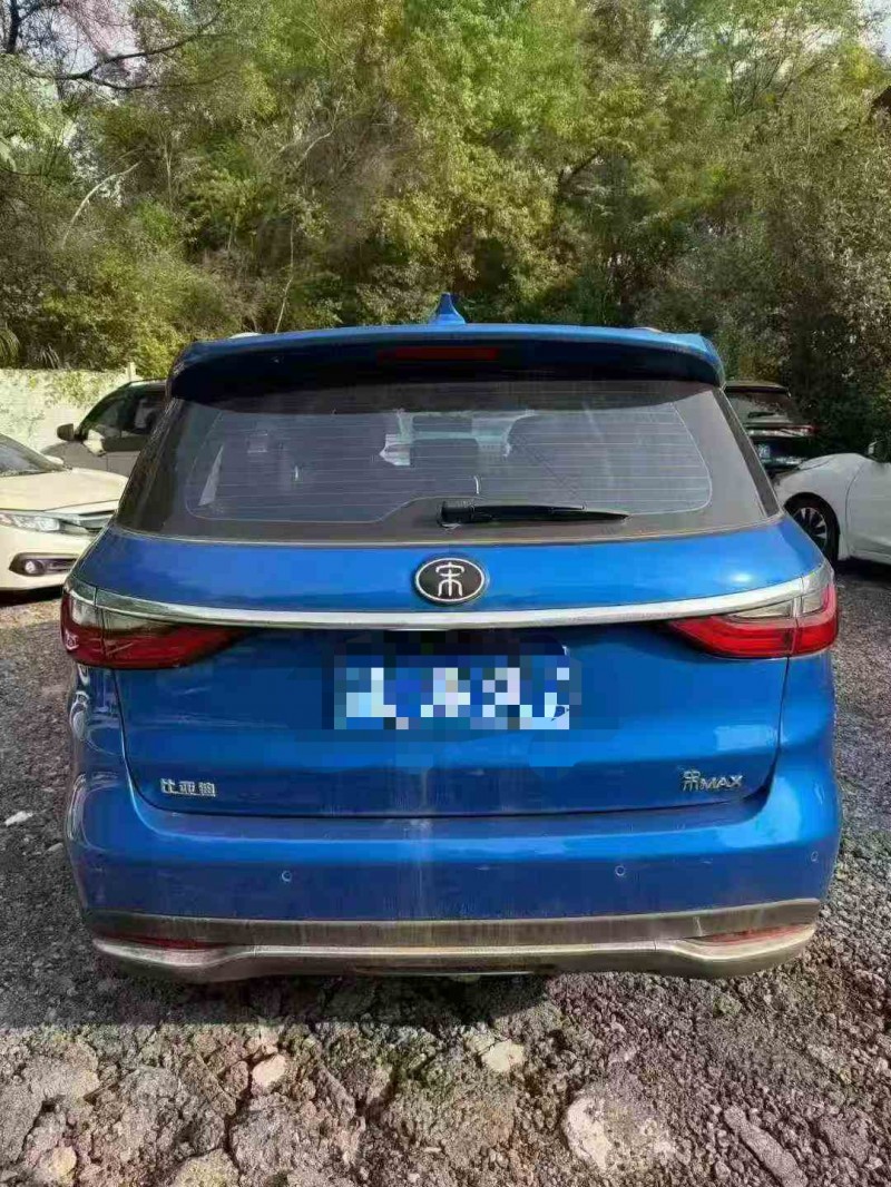 重庆18年比亚迪唐6