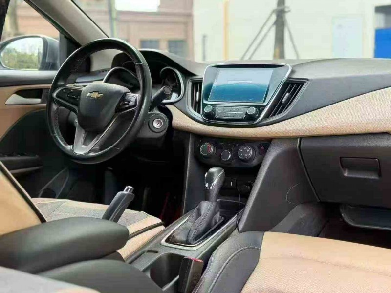 毕节22年雪佛兰科鲁泽5