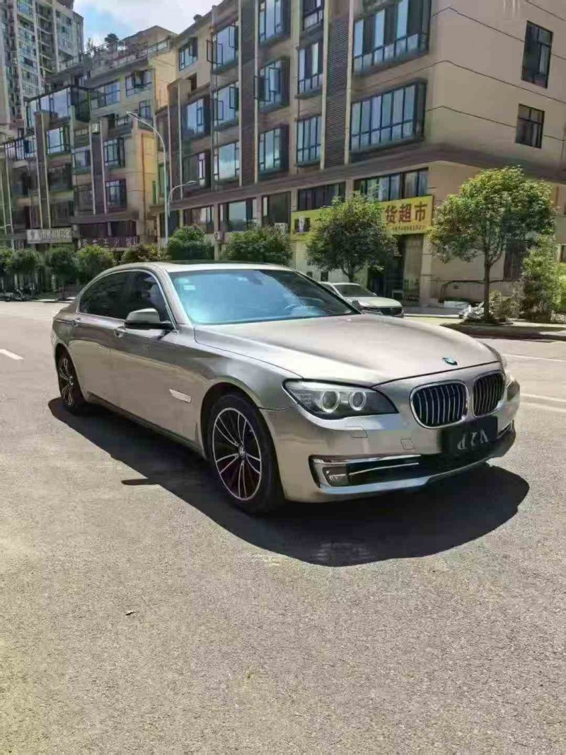 安顺14年宝马7系2