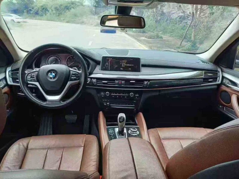 毕节16年宝马X64