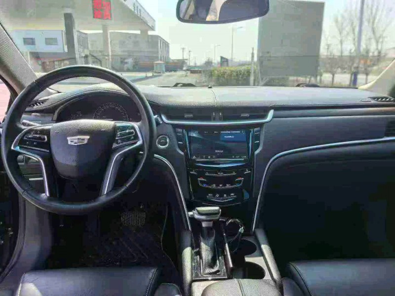 保定19年凯迪拉克XTS8