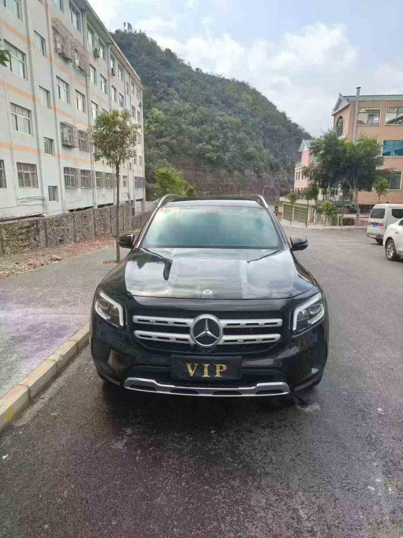 黔西南21年奔驰GLB1