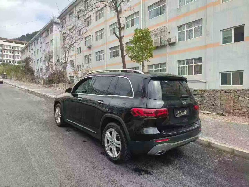 黔西南21年奔驰GLB8