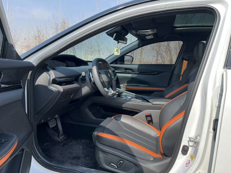 盐城23年长安汽车UNI4