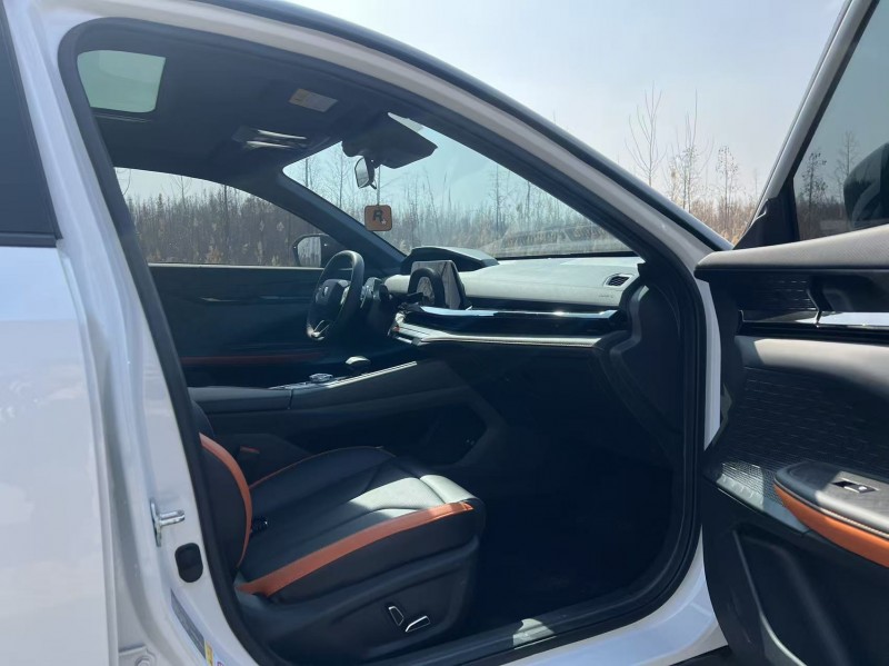 盐城23年长安汽车UNI6