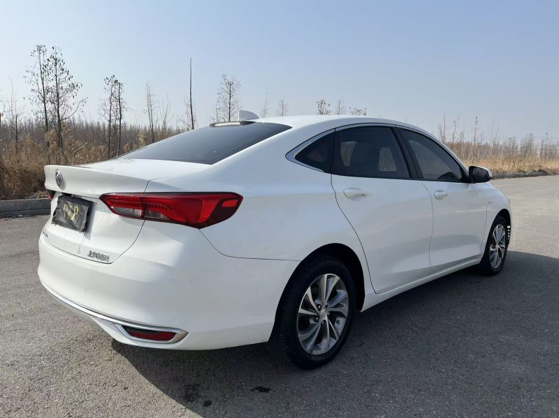 盐城22年别克威朗8