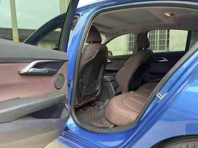 防城港20年宝马1系4