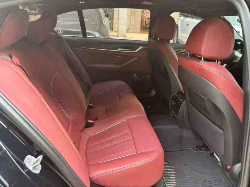 桂林23年宝马5系8