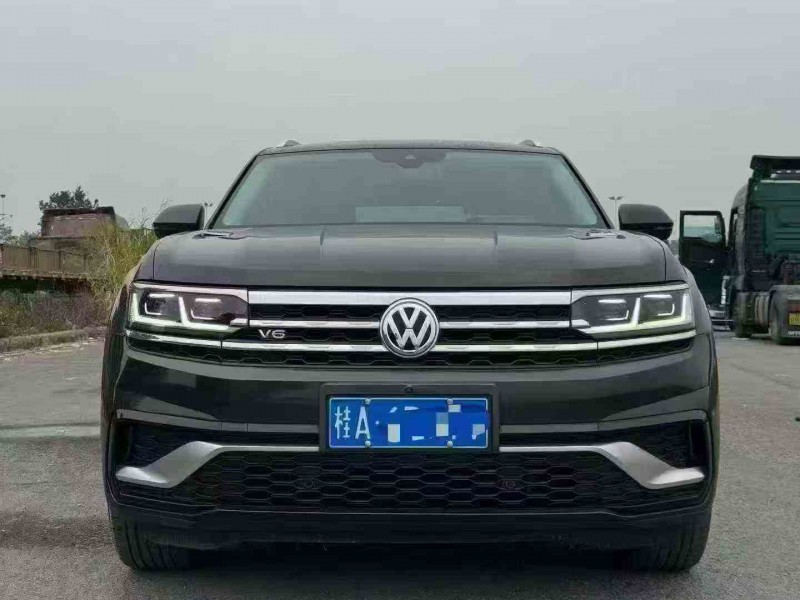 贵港19年大众途昂1