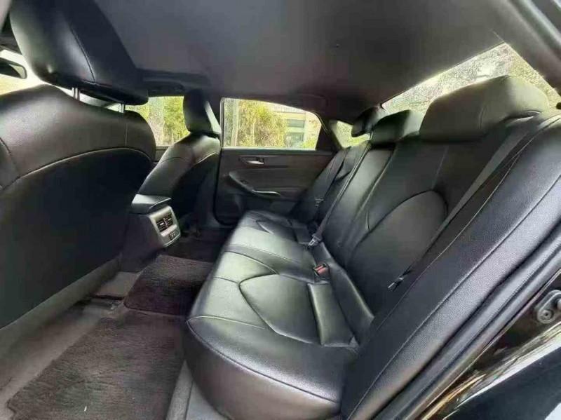 江门22年丰田亚洲龙6