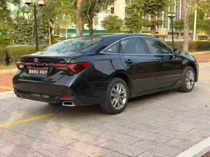 江门22年丰田亚洲龙7