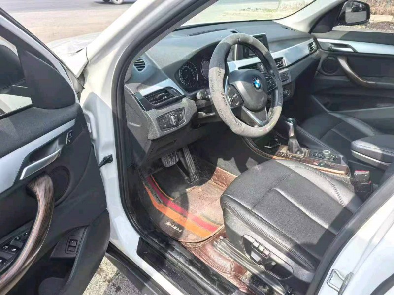 保定19年宝马X18