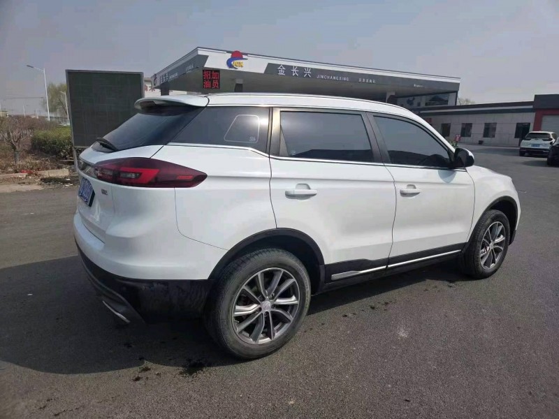 保定18年吉利博越8