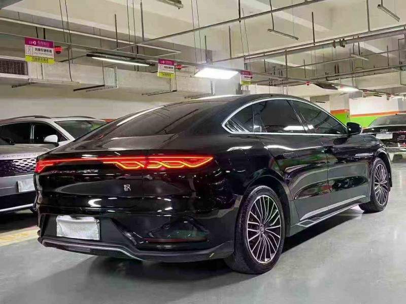 德阳23年比亚迪汉8