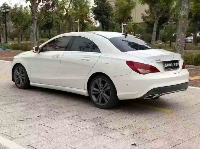 佛山19年奔驰CLA8