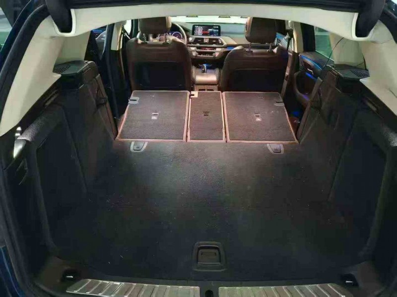 重庆19年宝马X34